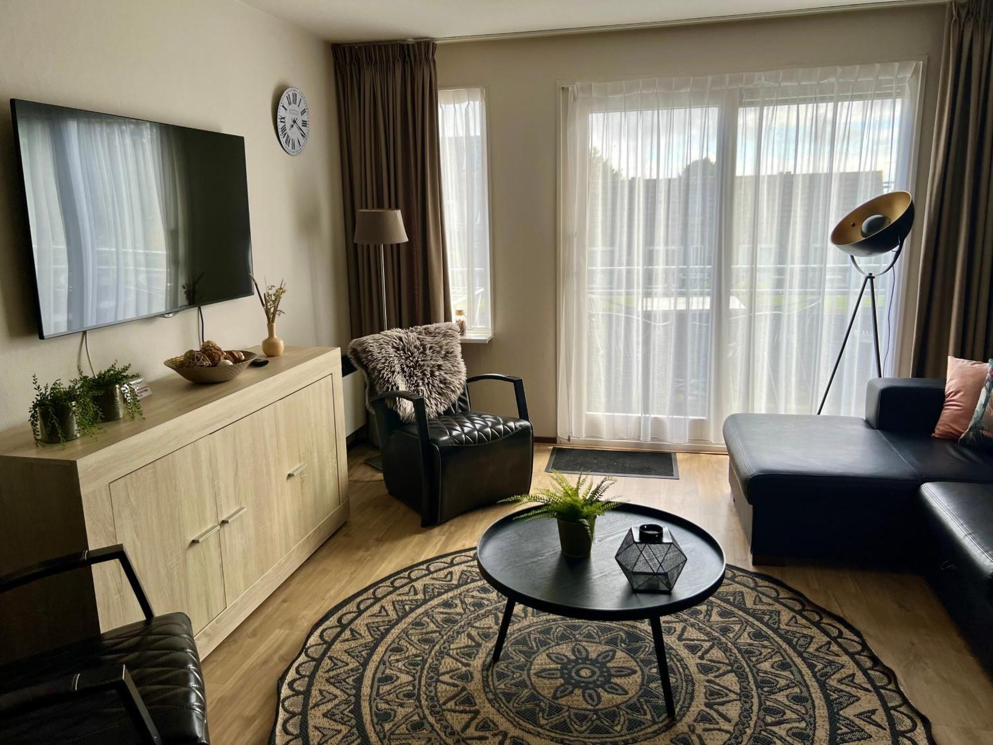 Appartement Ut & Thus, Resort Amelander Kaap Холум Екстериор снимка
