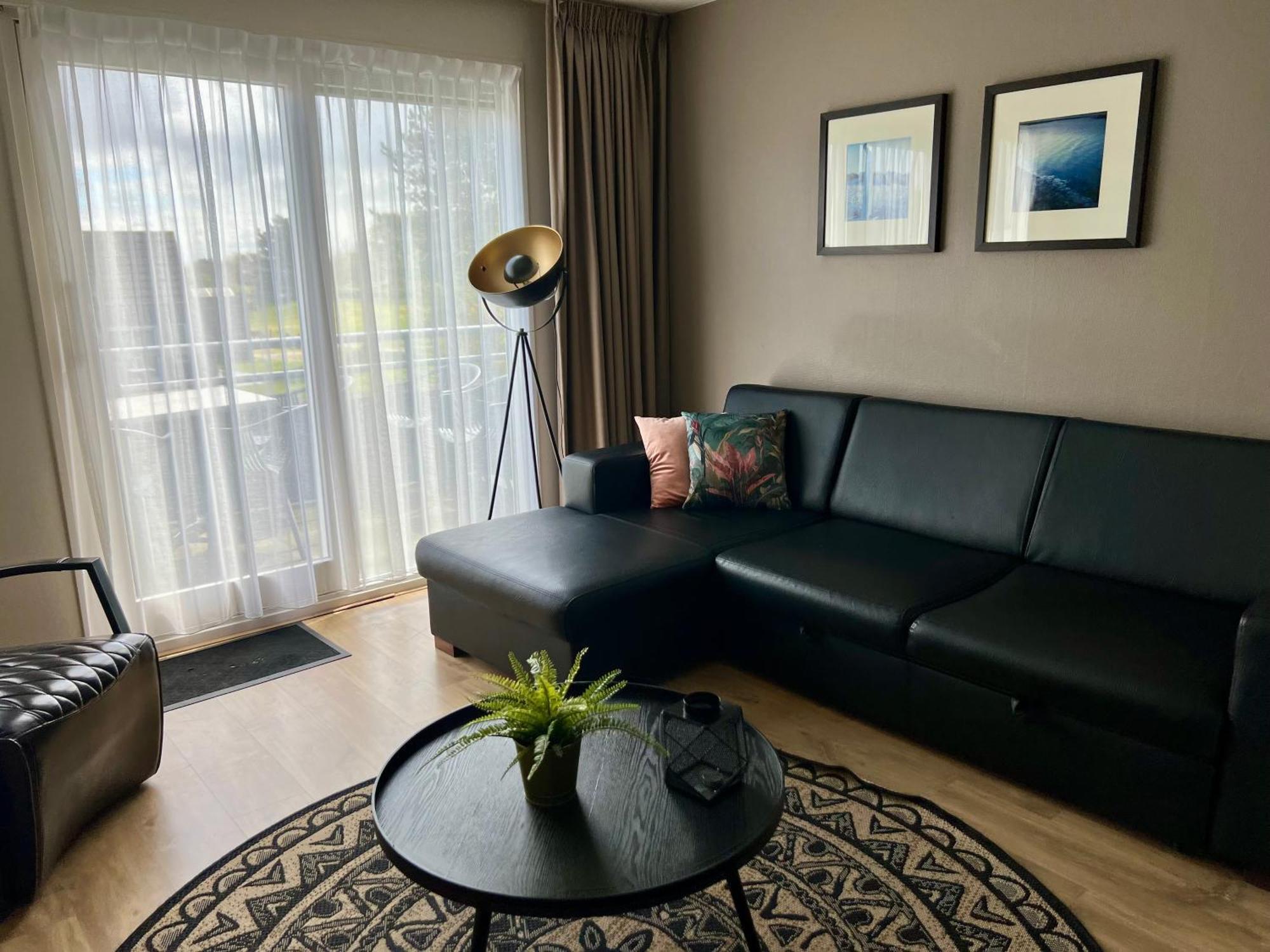 Appartement Ut & Thus, Resort Amelander Kaap Холум Екстериор снимка